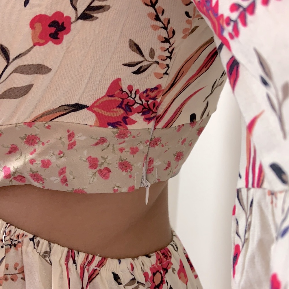 Floral Plunging Front Tie High Low Dress Size S - Picture 10 of 13